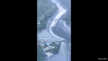 ネパール中部で大規模土石流5人安否不明