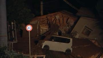 家や車を押し流す勢い　土砂崩れで55歳女性が大けが　命に別条なし　大分・九重町