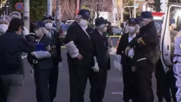 【中継】「連絡の取れない友人宅に入れない」マンション室内で血だらけの40代男性が死亡　事件に巻き込まれたか　東京・大田区