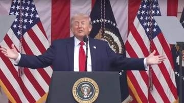 トランプ大統領「健康診断の検査結果は完璧だった」　来月80歳で足のむくみや手のあざに高齢による健康不安説も