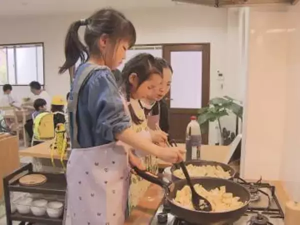 親を手伝いたい気持ちを応援…子供達が夕食を作ってお迎えを待つ『学童』立ち上げた2児のママ「お互いにハッピー」