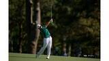 「松山英樹がアルバトロス寸前ショット　決勝ラウンドは順位落とすも随所に光るプレー　ゴルフマスターズ3日目」の画像1