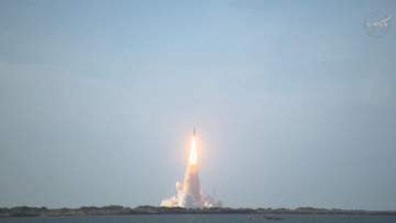 【速報】アポロ計画以来、半世紀ぶりの有人月飛行へ 「アルテミス2」打ち上げ