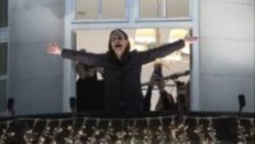 ノーベル平和賞受賞のベネズエラ野党指導者…マチャド氏がノルウェーの首都オスロに到着　支持者から大歓声　授賞式前日に出国