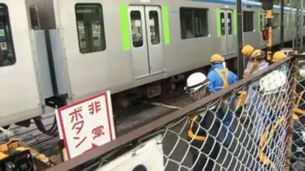 東武アーバンパークラインの電車と車が衝突　初石駅付近の踏切　いずれもけが人なし　野田市駅ー柏駅の上下線で運転見合わせ　千葉
