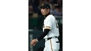 プロ野球・読売ジャイアンツの阿部慎之助監督を現行犯逮捕　同居する10代娘に暴行を加えた疑い　容疑認める