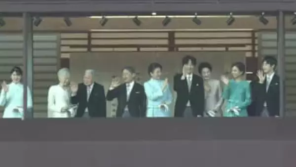 天皇陛下「穏やかで良い年となるよう」新年一般参賀に集まった“6万人”前におことば　新年行事に悠仁さま初参加