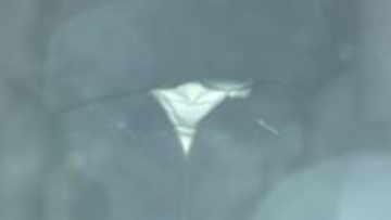 置き時計に隠しカメラで女性とのわいせつ行為盗撮か　男を逮捕