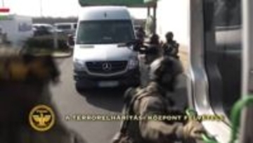 ウクライナ国営銀の現金輸送車2台をハンガリーが押収　職員7人不明