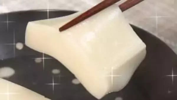 正月に余ったお餅を”つきたてレシピ”で柔らかモチモチに　水につけて電子レンジで最大1分半…カレーやいちご大福も