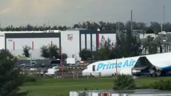 アマゾン貨物機がオーバーラン、車に衝突し5人死亡　アメリカ・フロリダ州