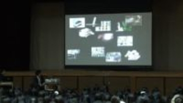 誘惑は「きっぱり断ることが大事」東京・練馬区の都立光丘高校で警察官が薬物乱用防止訴えるイベント