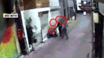 酒酔って“ケンカ”か…夜の商店街で取っ組み合いの大暴れ　シャッター破壊し立ち去る　店主「かなりショック」　愛知・瀬戸市