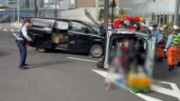 0歳の赤ちゃんが事故で…乗用車がハイヤーと衝突・横転し5人搬送　乗用車の信号無視か　東京・港区