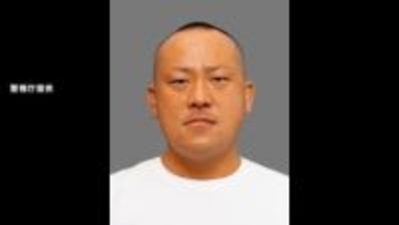 「ナチュラル」トップ ホテルに潜伏　家宅捜索で170万円押収