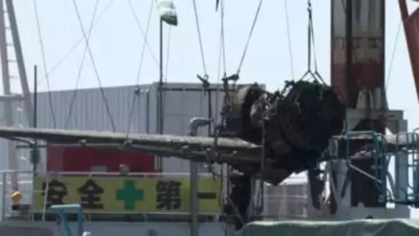 旧海軍戦闘機「紫電改」81年ぶりに海底から地上へ引き揚げ　現存する機体は世界で5機　鹿児島・阿久根市