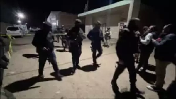 サッカーの試合中に武装集団が銃撃…11人死亡12人負傷　負傷者には子どもや女性も　メキシコ