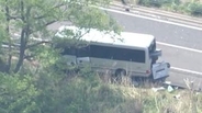 乗客が車外に投げ出され…マイクロバス事故で17歳高校生が死亡　26人けが　磐越自動車道は通行止め　福島・郡山市