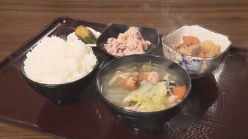 暖簾に「ちゃんこは飲み物です。」玉ノ井部屋の元力士が営む人気居酒屋 栄養満点のちゃんこからあふれる相撲愛