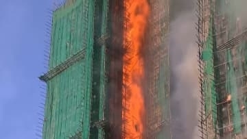 香港高層住宅火災の死者159人に　31人の安否依然不明　発生から1週間…7棟すべての捜索終了