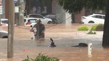 中国南部で台風10号による記録的な豪雨が発生しダム決壊　中部では竜巻で大きな被害