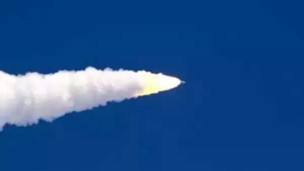 「宇宙船「アルテミス2」月を周回　宇宙飛行士4人乗せ　アポロ計画以来約半世紀ぶり　ミッション6日目に月の裏側へ」の画像