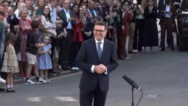 イギリス・バーナム新首相が就任「過去40年で最大の変革を進める」　地方分権や生活費対策に意欲　安定政権築けるか