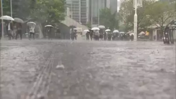 1日は雨がやんだ後も再び1時間に40mmの大雨や落雷、竜巻などに注意　沿岸部は強風により交通機関に影響も
