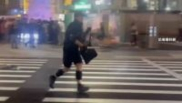 ビルから飛び降り死亡した容疑者宿泊先からガソリン入りの瓶23本・刃物4本見つかる　台北市無差別襲撃事件で3人死亡11人重軽傷
