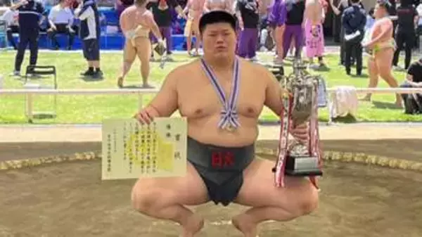 富山県勢が史上初の快挙！　学生相撲新人選手権の東・西日本両大会でダブル優勝　2人とも朝乃山の母校中学出身の逸材　富山に大相撲黄金時代の到来を予感