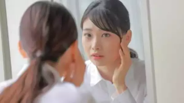 日焼け止めを塗ると赤くなる原因と、敏感肌の人が知っておきたい選び方。紫外線吸収剤不使用だけが正解じゃない