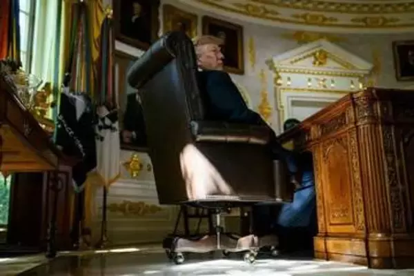 トランプ大統領、急きょホワイトハウスへ　米メディアはフーシ派攻撃の可能性を指摘　国務省は中東滞在の米国民に「強い警戒」呼びかけ