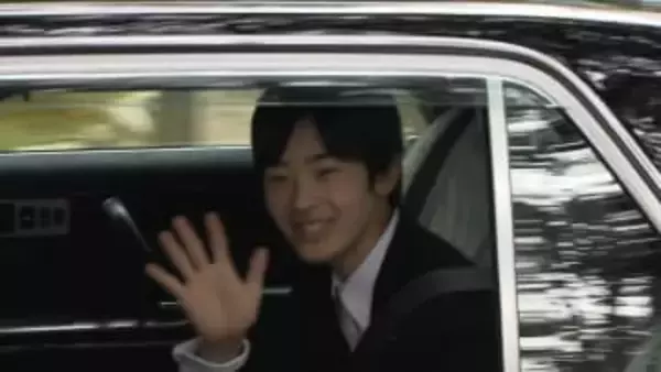 悠仁さま大学の春休みで京都訪問　明治天皇陵など参拝し成年式終了を報告　笑顔で手を振られる