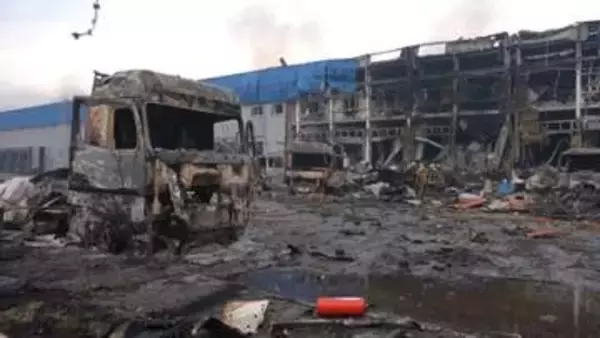 ロシア軍がキーウや近郊に大規模攻撃、17人死亡　弾道ミサイル「1発も迎撃できず」