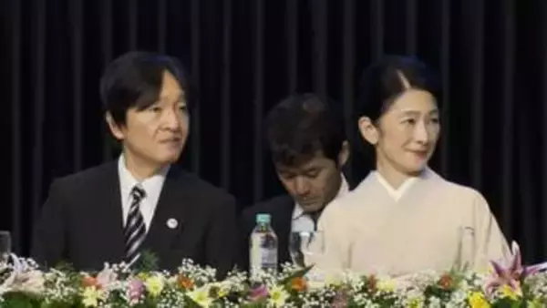 秋篠宮ご夫妻がパラグアイで日系人と交流　移住90周年記念式典に出席　パラグアイ社会にも「深く感謝の意を表します」