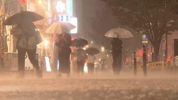 庄内川で「レベル5氾濫特別警報」発表　愛知・稲沢市の地下道が冠水　マンホールから噴き出す水の柱　東京でも線状降水帯の恐れ
