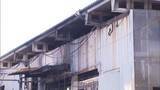 「埼玉・羽生市の工場敷地内で火事　従業員おらずけが人なし　1棟が全焼、工場棟2棟の一部も焼ける」の画像1