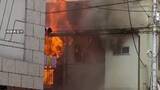 「店舗兼住宅で火事　家族4人居住か　60歳女性が死亡、70代男性が意識不明の重体　東京・大田区」の画像1