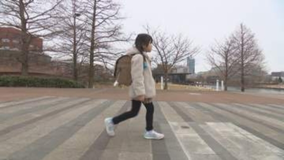 「ドキドキした」から「安心」へ　GPSと地域の目で守る、新入学の子どもの登下校