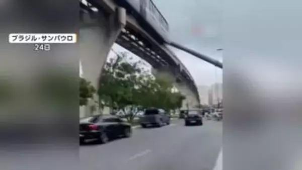 【映像】「なんてことだ！」倒れたクレーン車にモノレールが衝突、クレーン真っ二つに折れ高架下に落下　歩行者とバイク“間一髪”の瞬間　ブラジル