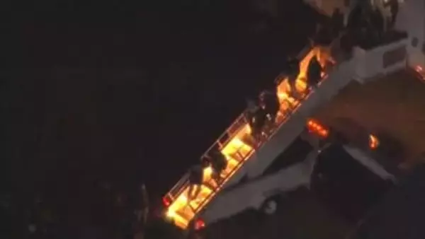 ベネズエラのマドゥロ大統領が移送先のニューヨークに到着