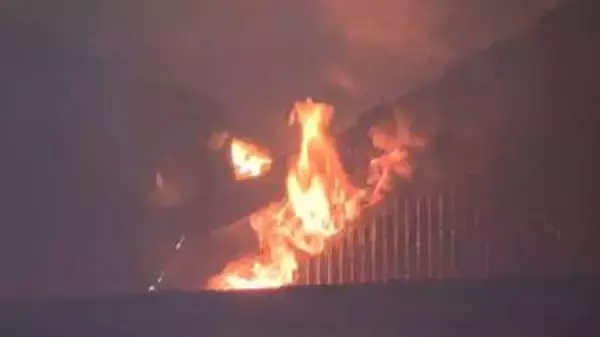 住宅1棟が全焼の火災　 焼け跡から心肺停止状態の2人を搬送も死亡　亡くなったのは住人の高齢夫婦か　名古屋市