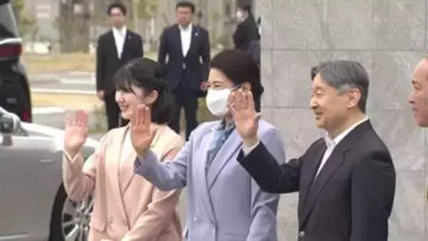 満開の桜並木感慨深く　天皇ご一家福島訪問 「これからも被災地に心を寄せ続けていきたい」