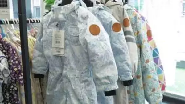 【残暑の中…”激安の冬物商戦”】早くも”型落ちスキーウェア”の販売イベント開催予定_「子どもの成長→サイズアウト→毎年出費」の大変さを助ける”半額以下”の驚きプライス！〈北海道〉