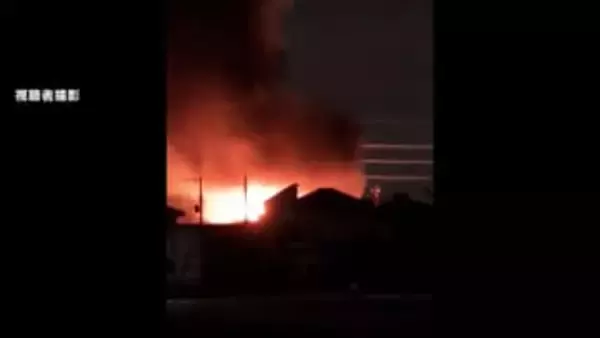 住宅火災で60代男性けが　付近の建物4棟に延焼　神奈川・相模原市