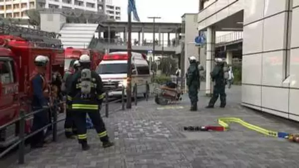 JR東海道線の車内でスプレーか　3人が頭痛など体調不良訴える　川崎駅で停車し警察などが確認中