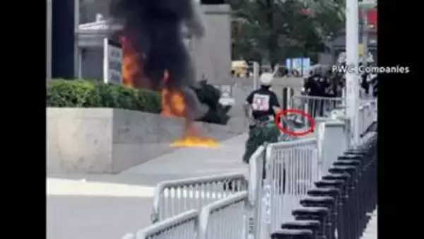 ニューヨークのICEが入るビル放火の一部始終…大きな爆発音も　元アメリカ陸軍所属の男を拘束　移民政策に反発か