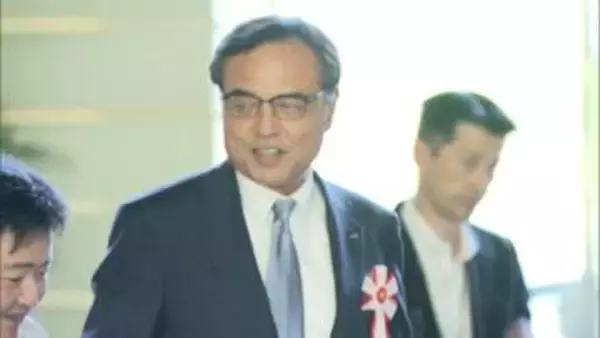 サントリーHD元会長の新浪剛史氏を書類送検　知人女性やその弟と共謀し違法成分「THC」含むサプリ密輸した疑い