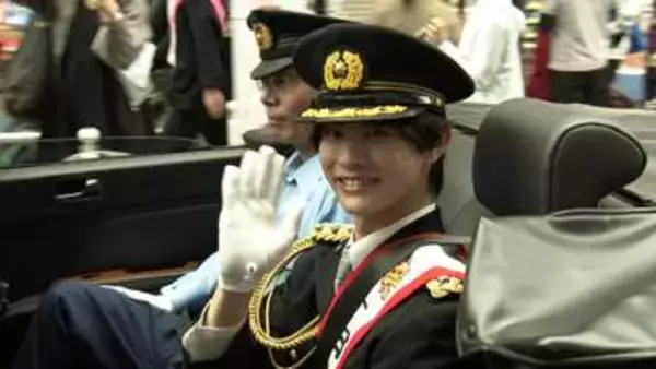 「痴漢は重大な犯罪だ」俳優・前田拳太郎さん赤羽署一日署長で撲滅訴え　防犯アプリ「デジポリス」での対処方法など実践
