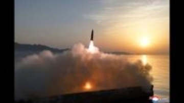 クラスター弾搭載か　北朝鮮が短距離弾道ミサイル「火星11」改良型の発射実験　金正恩総書記と娘が視察